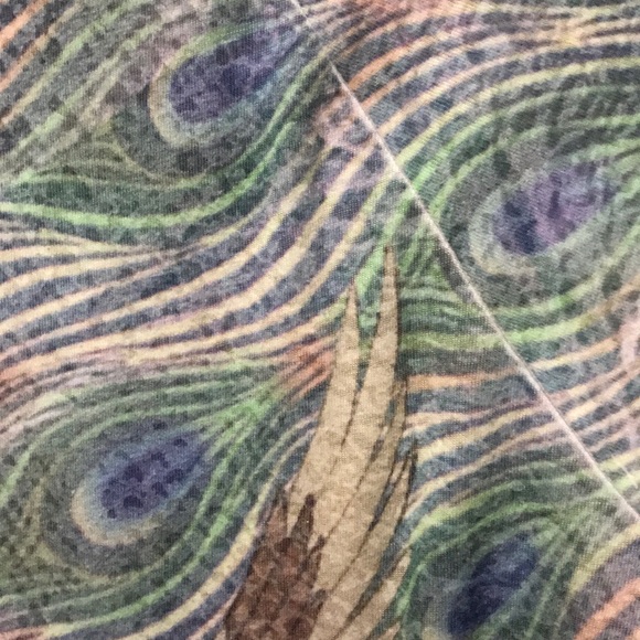 180 Degrees Brand Large Peacock Script Feathers  USA - Picture 7 of 8